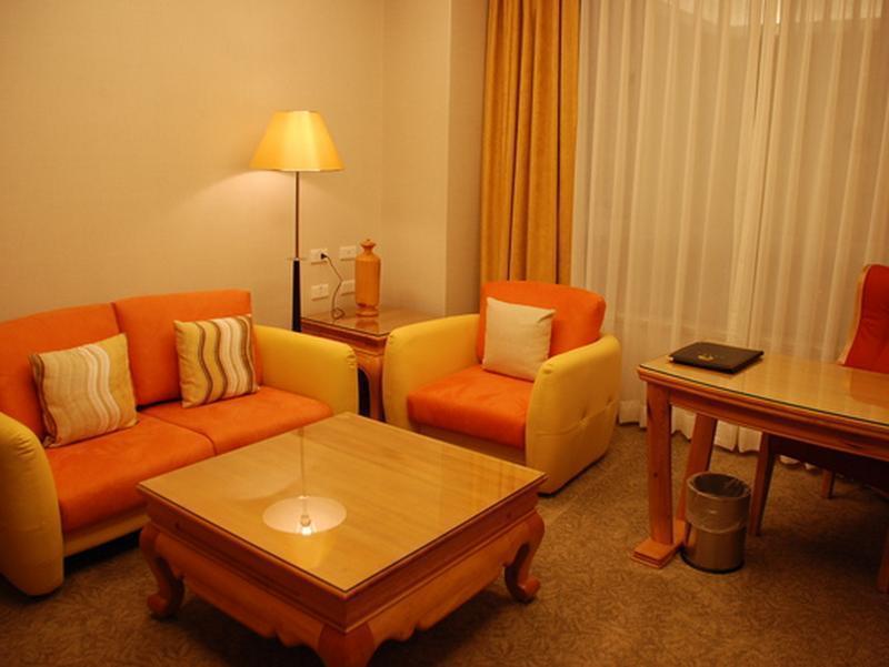 ז'ונגלי Kai Du Hotel מראה חיצוני תמונה